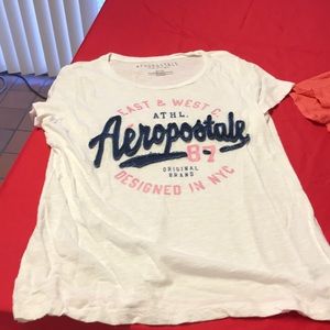 2 XL Aeropostale T-shirt’s